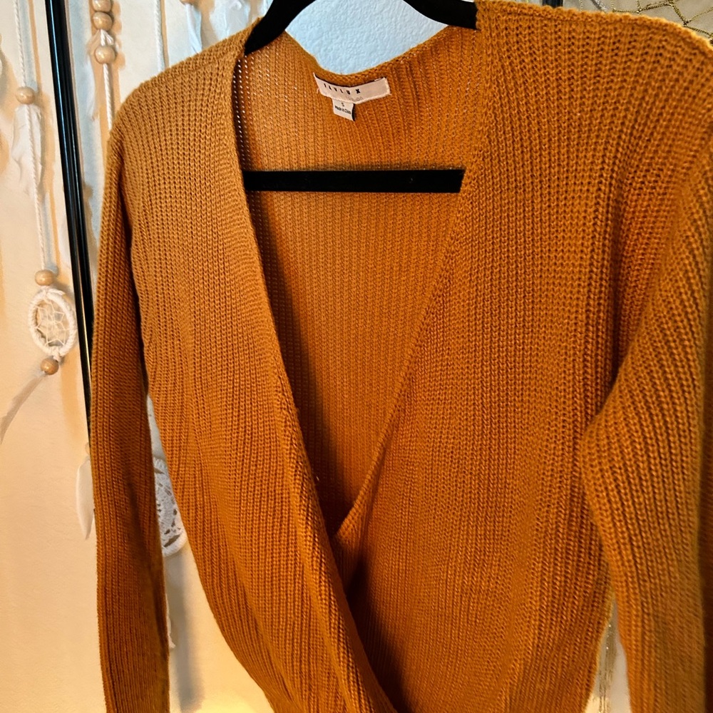 Favlux Women's Mustard Sweater size S